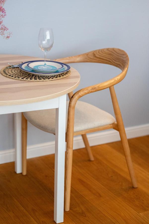 Cozy Pastel Two Bedroom In By Renters Apartament Gdynia